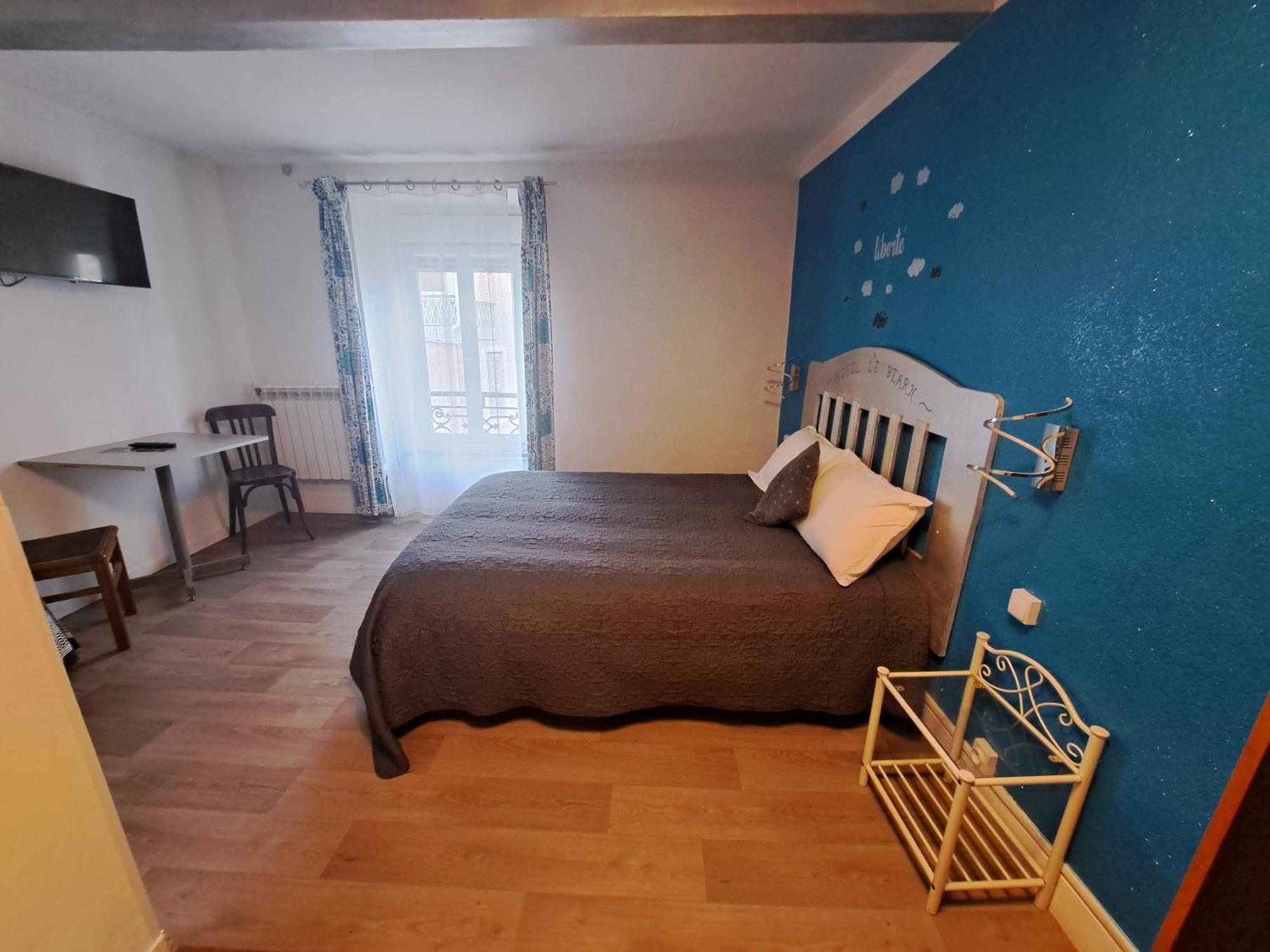 Hotel Le Bearn 巴涅尔德比戈尔 外观 照片